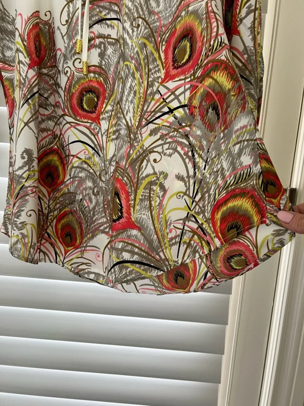 Women's White Peasant Blouse with Multicolor Feather Print - Picture 5 of 7